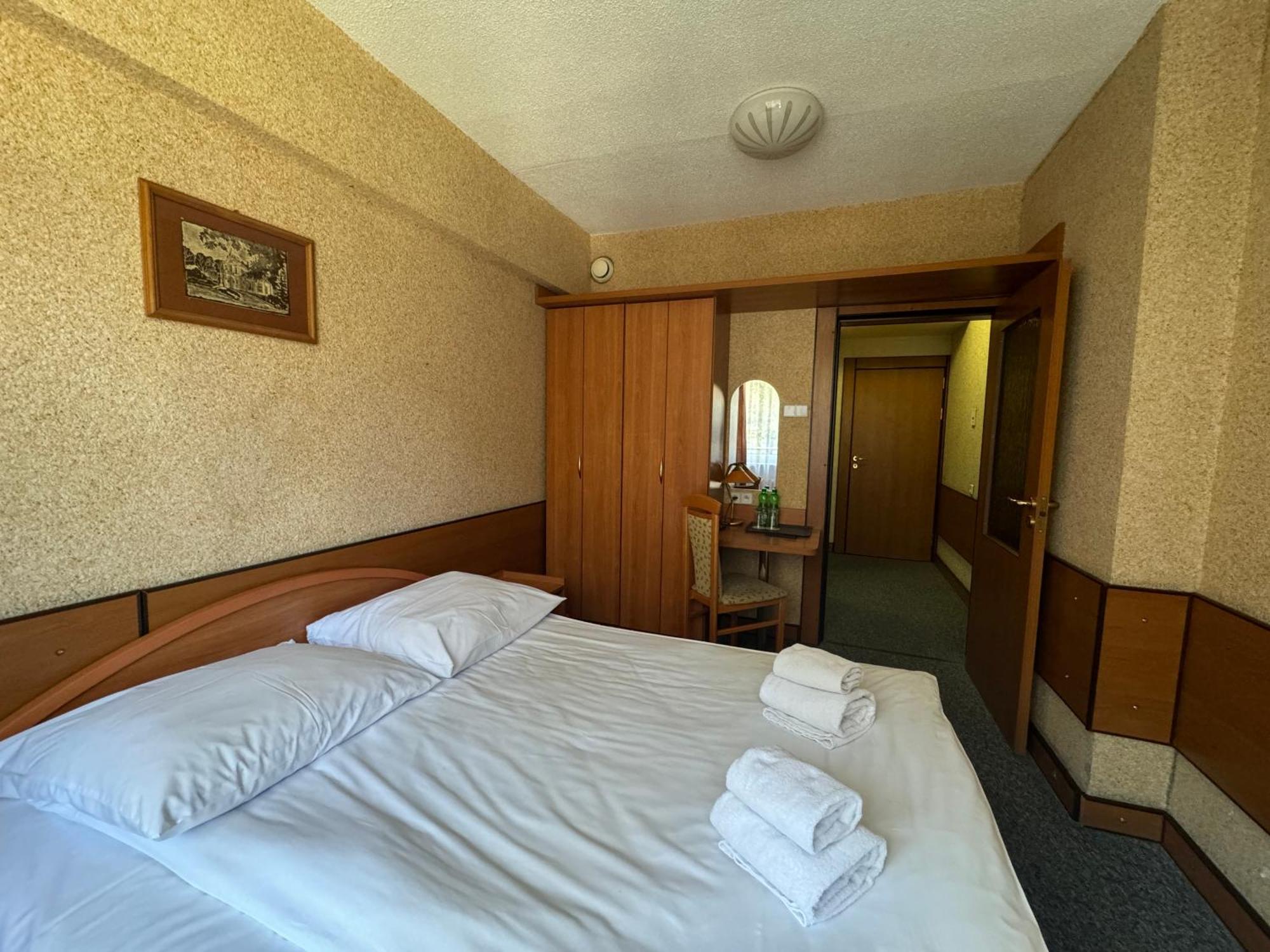 Hotel Echo Cedzyna 外观 照片