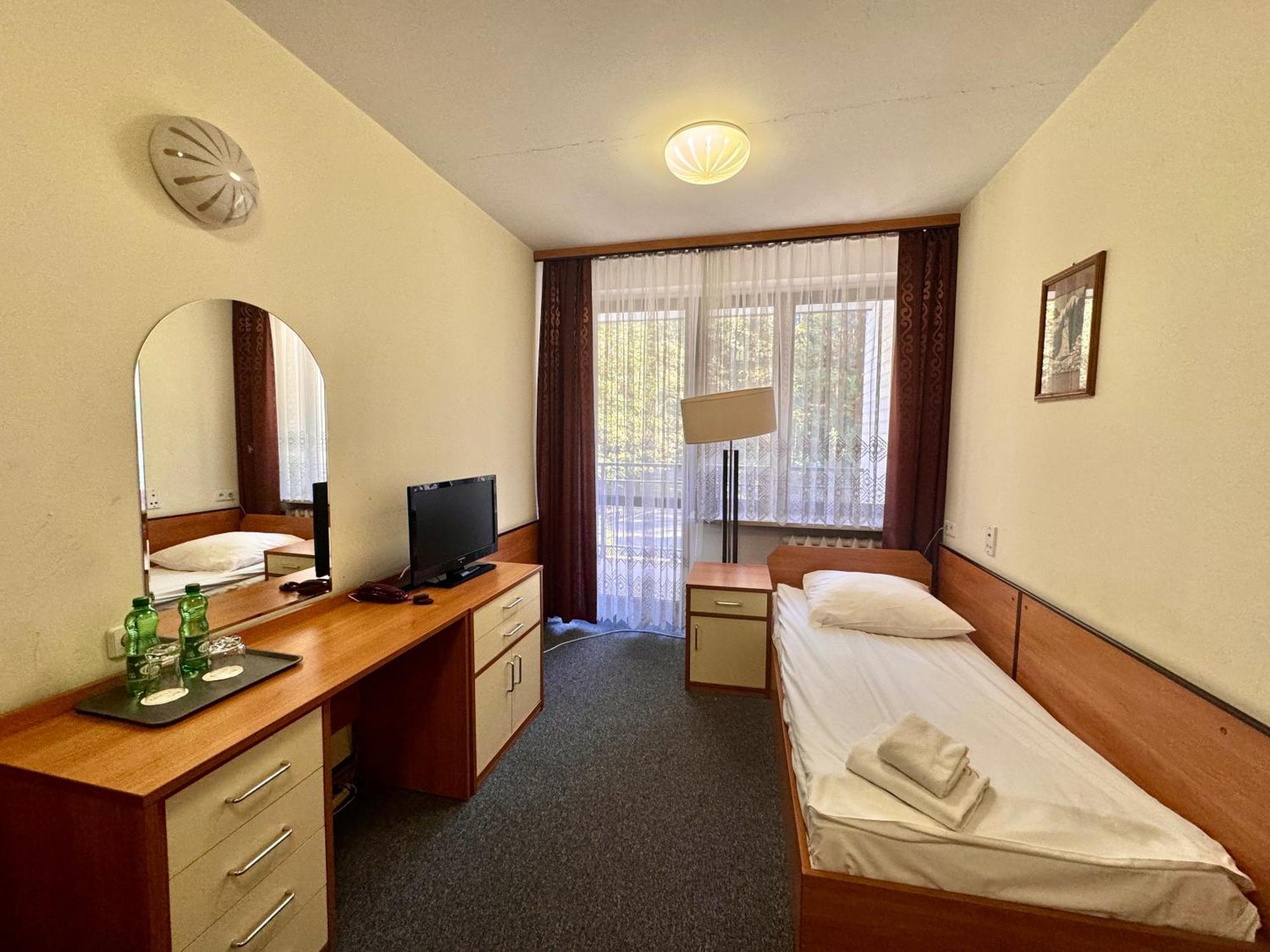 Hotel Echo Cedzyna 外观 照片